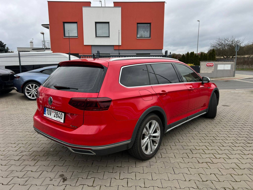 VW Passat Alltrack 4MOTION 11