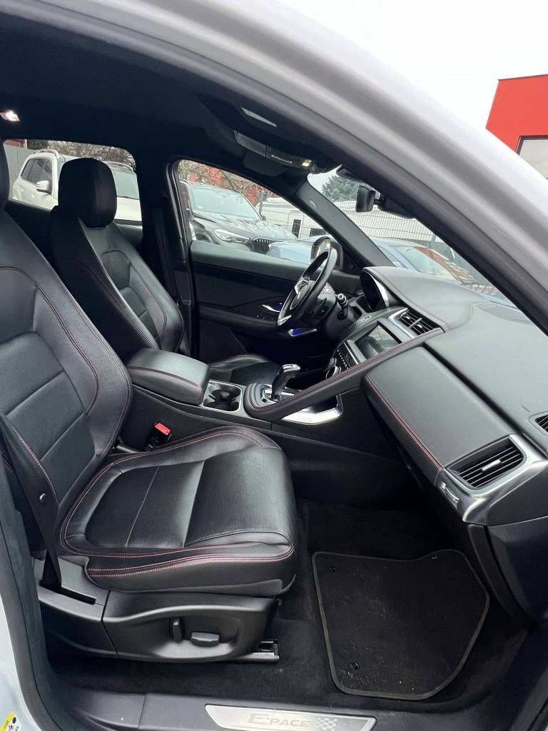 Jaguar E-Pace R-Dynamic 14