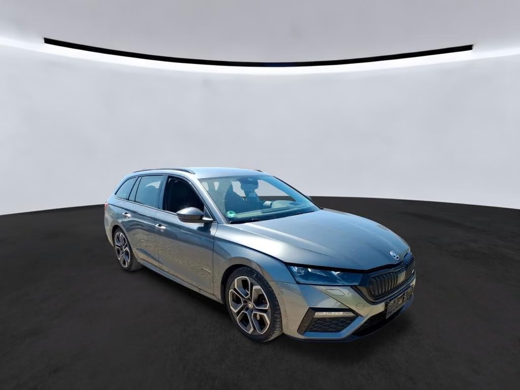 Skoda Octavia 2.0 2023 2