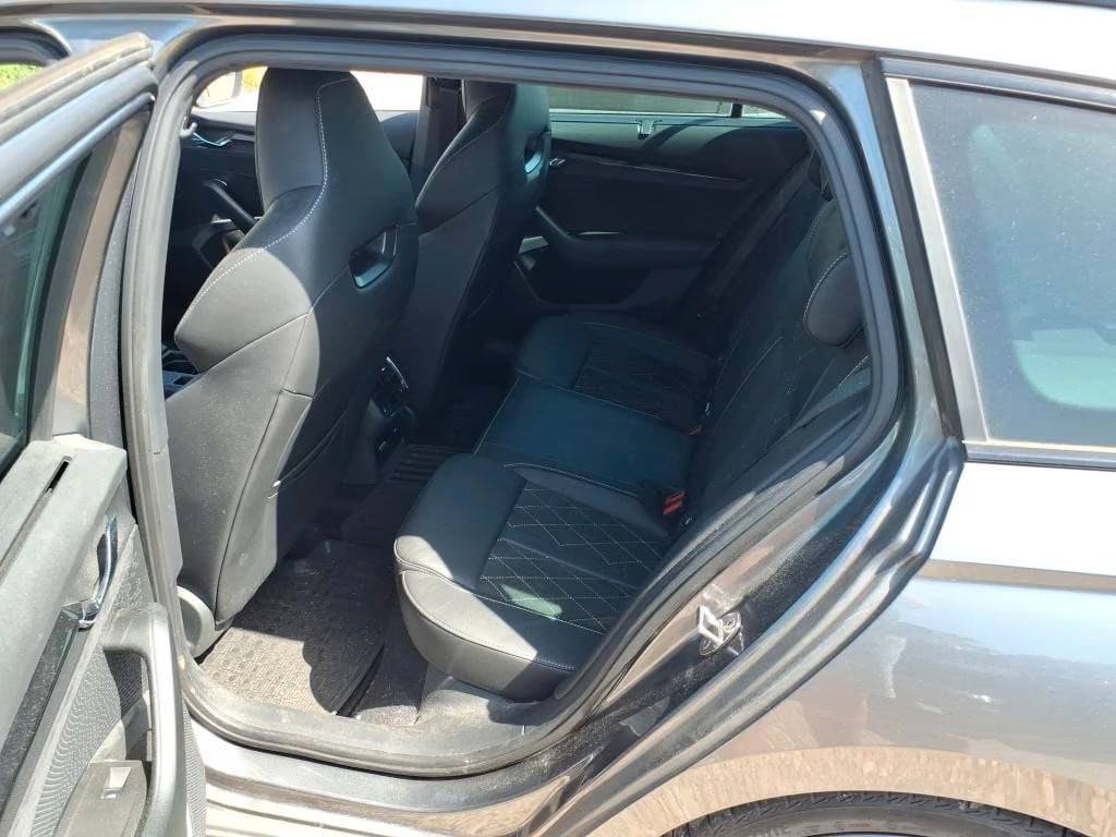 Skoda Octavia 2.0 2023 6