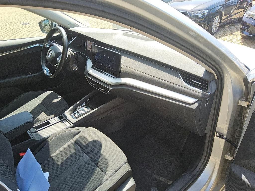 Skoda Octavia 2.0 2023 5