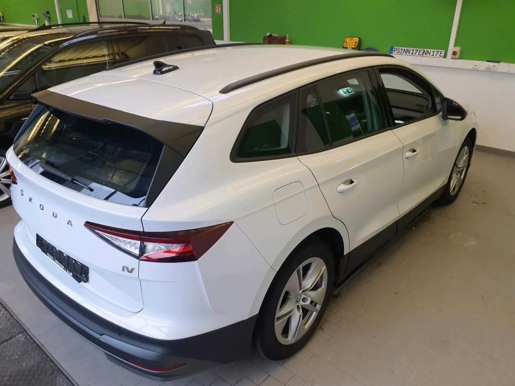 Skoda Enyaq 2023 4