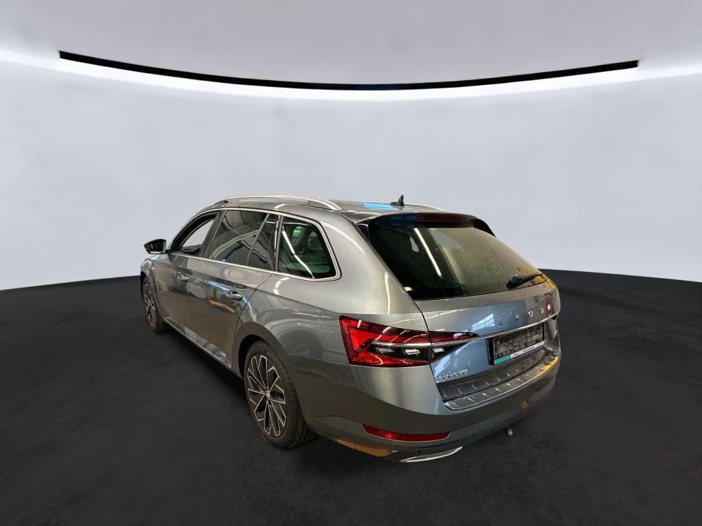 Skoda Superb 2.0 2023 3