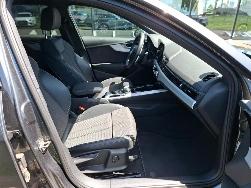 Audi A4 2.0 2024 5