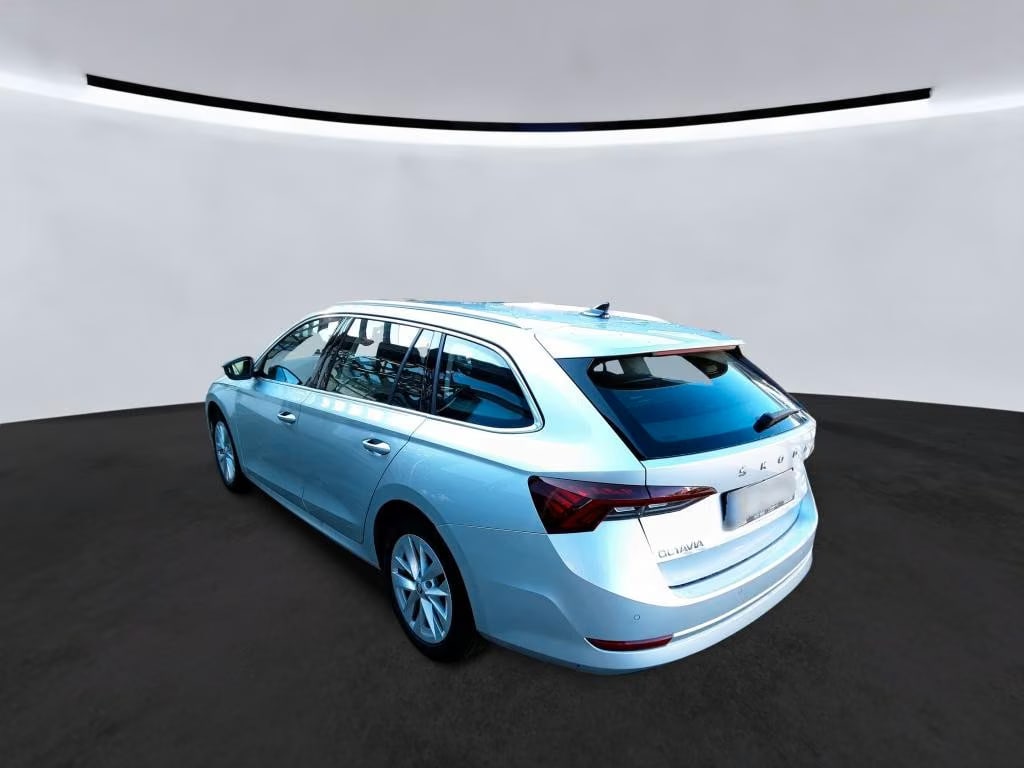 Skoda Octavia 2.0 2023 3