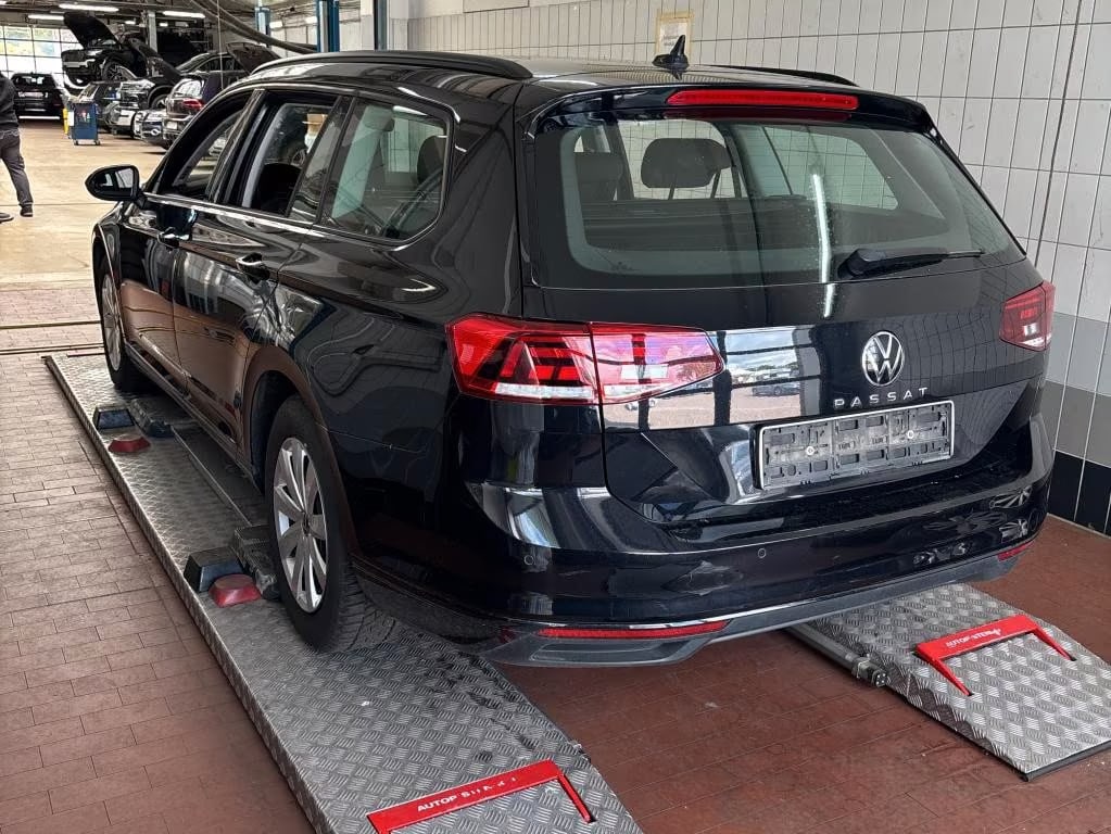 Volkswagen Passat Variant 2.0 2023 3