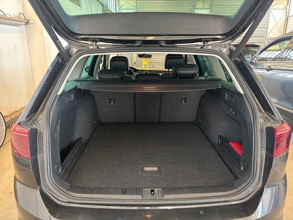 Volkswagen Passat Variant 2.0 2024 7