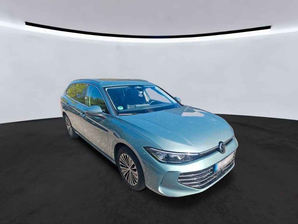 Volkswagen Passat Variant 2.0 2024 2