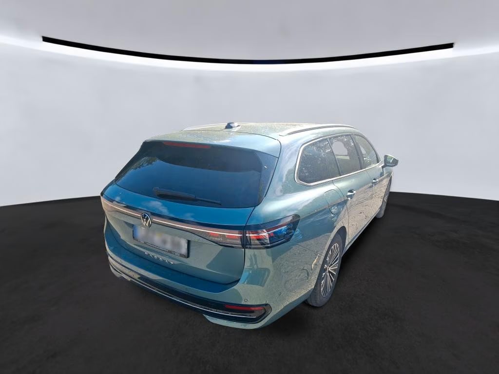 Volkswagen Passat Variant 2.0 2024 4
