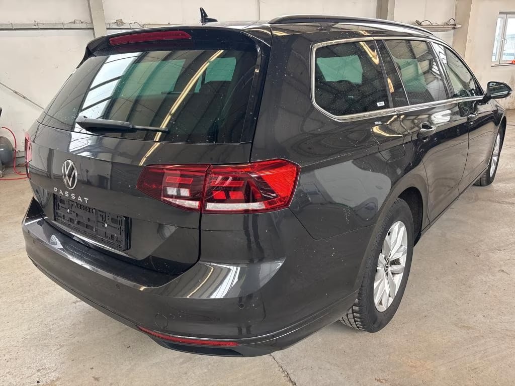 Volkswagen Passat Variant 2.0 2024 4