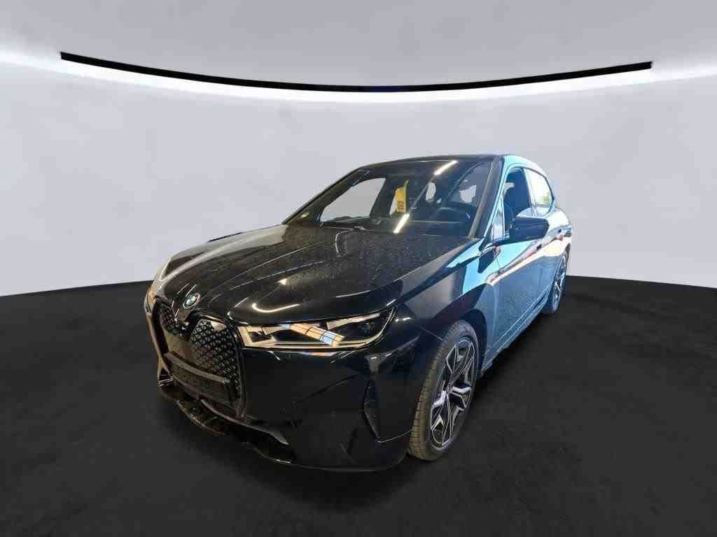 BMW iX 2023