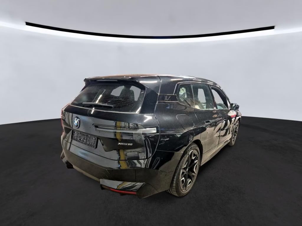 BMW iX 2023 4