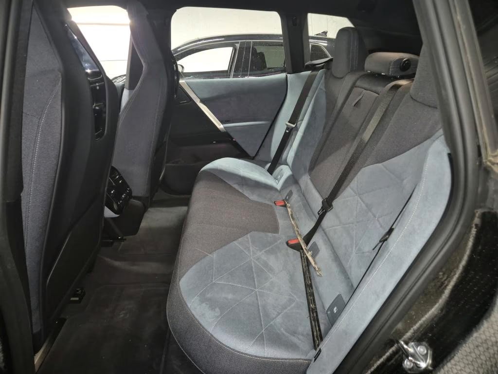 BMW iX 2023 6