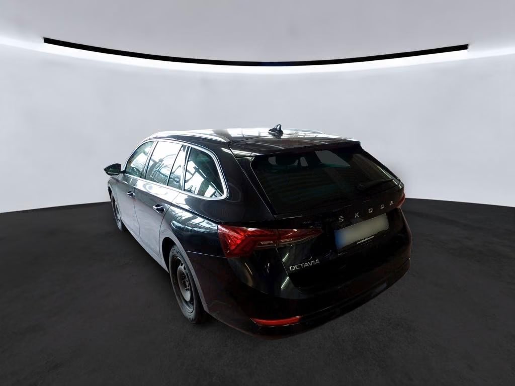 Skoda Octavia 2.0 2023 3