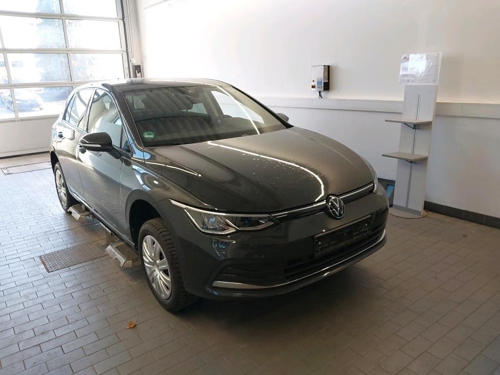 Volkswagen Golf 1.0 2024 2