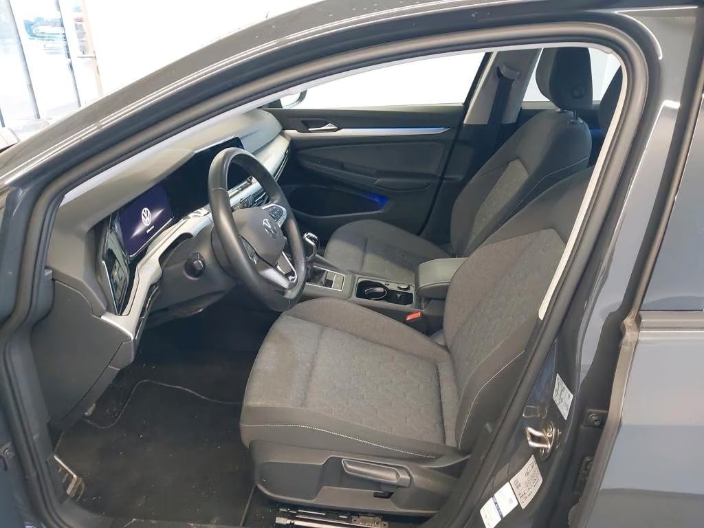 Volkswagen Golf 1.0 2024 5