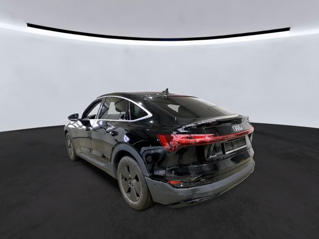 Audi e-tron 2021 3