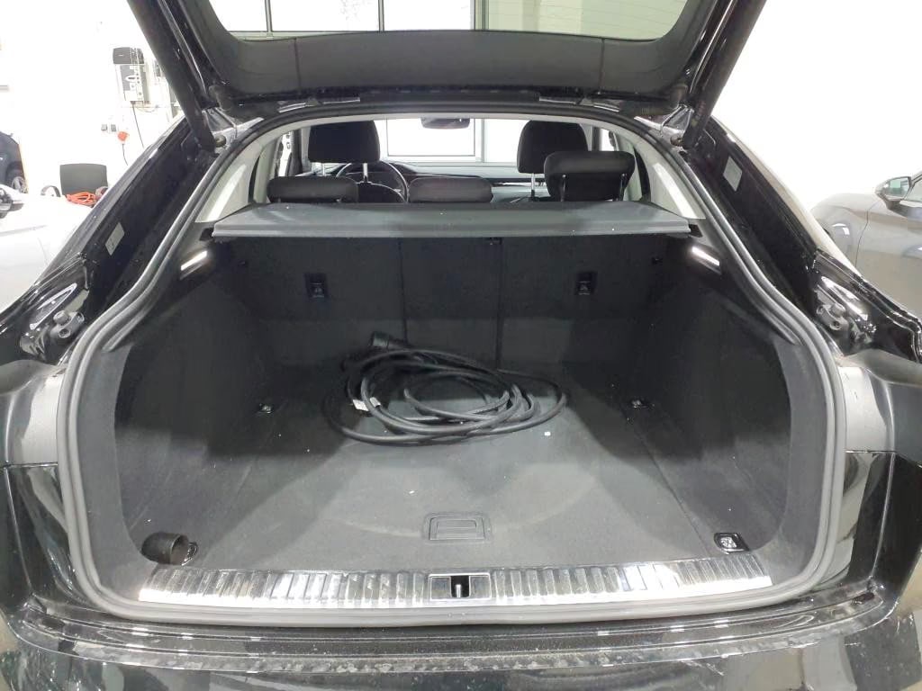 Audi e-tron 2021 8