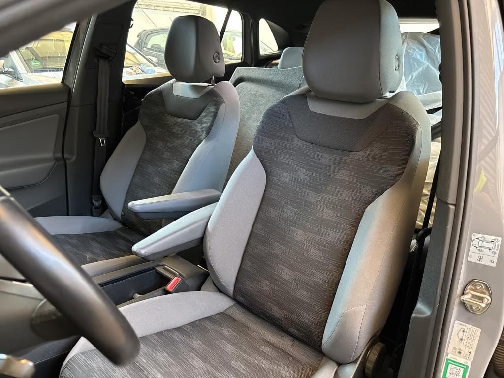 Volkswagen ID.4 2023 6