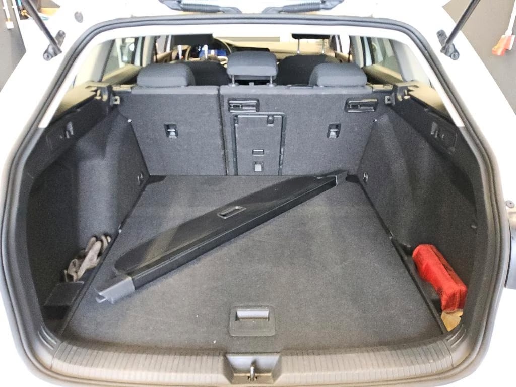 Volkswagen Golf 2.0 2023 8