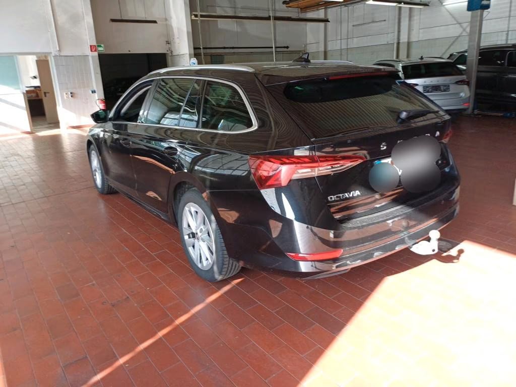 Skoda Octavia 2.0 2023 3
