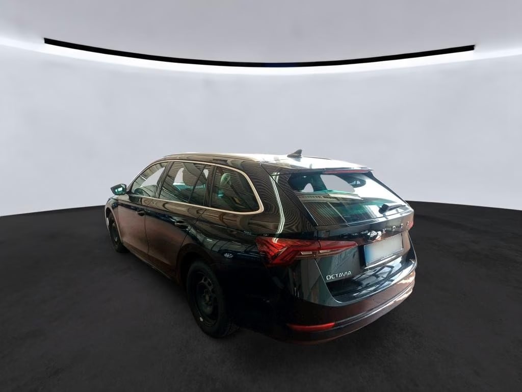 Skoda Octavia 2.0 2023 3