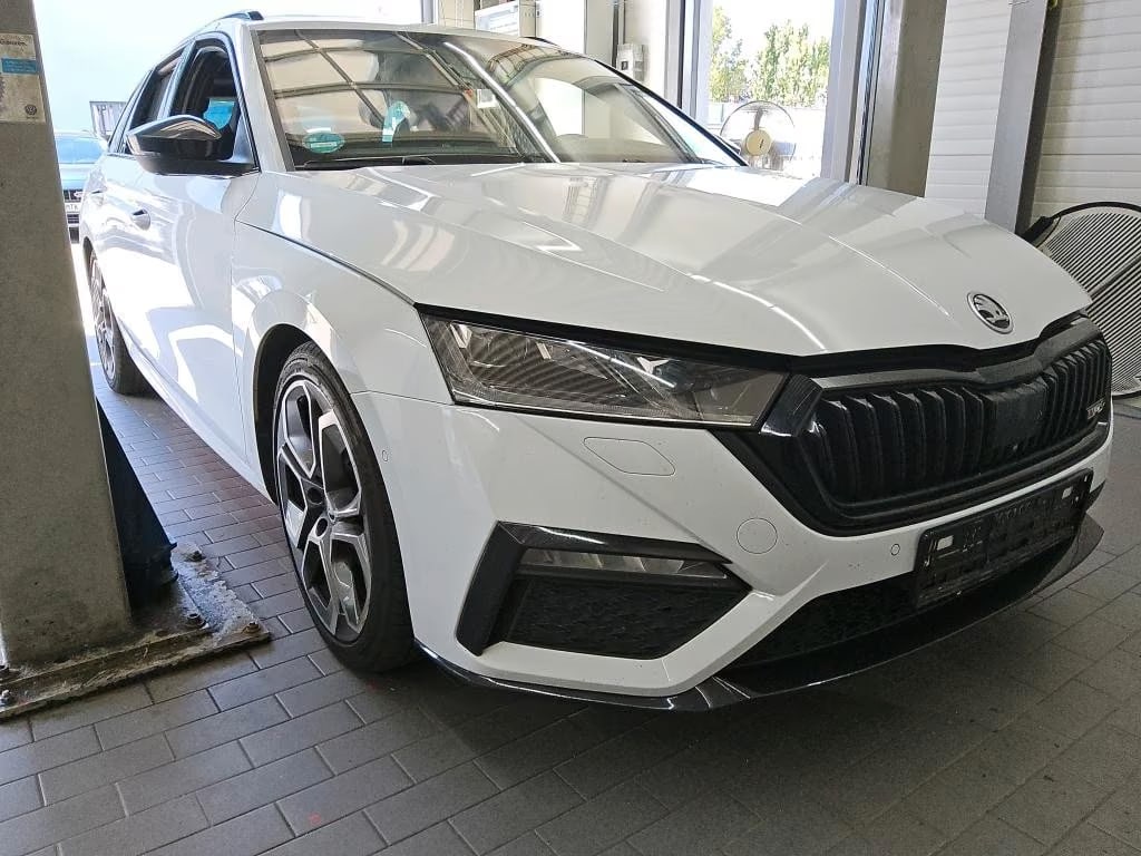 Skoda Octavia 2.0 2023 2
