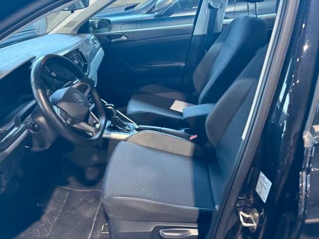 Volkswagen Polo 1.0 2025 6