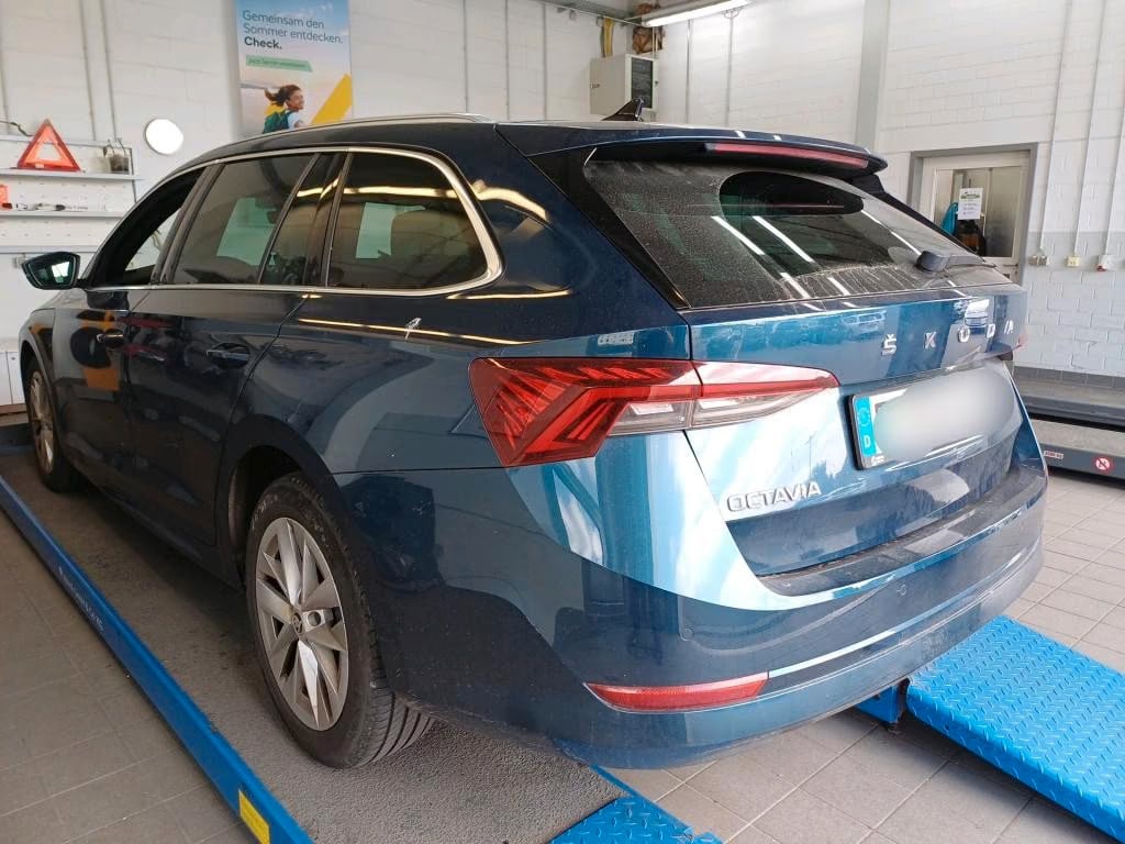 Skoda Octavia 2.0 2022 3