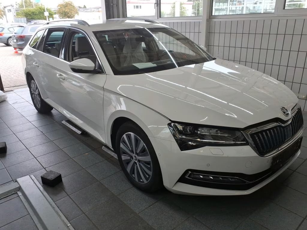 Skoda Superb 2.0 2021 2