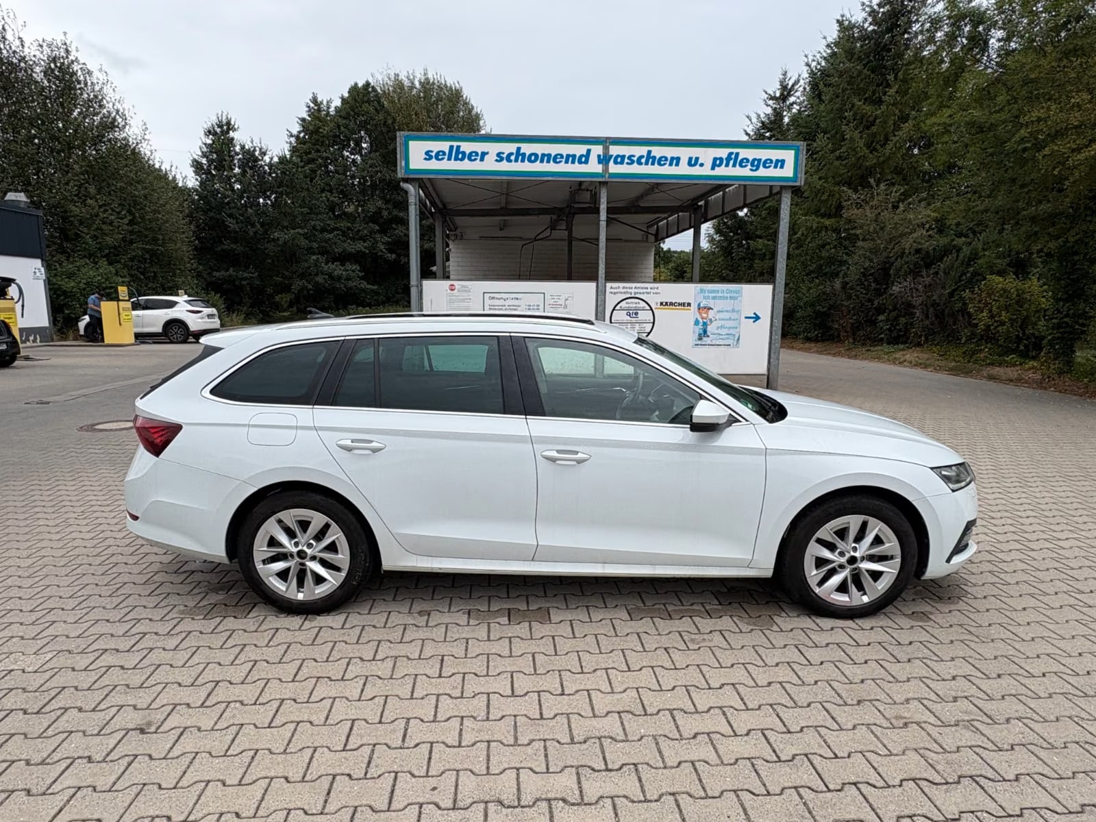 Skoda Octavia 2.0 2023 2