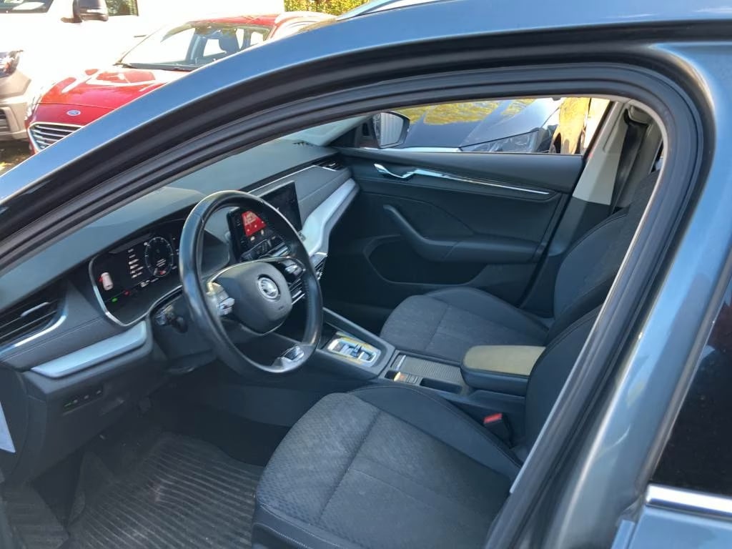 Skoda Octavia 2.0 2022 5