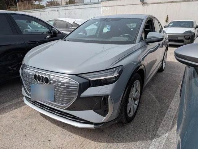Audi Q4 e-tron 2024