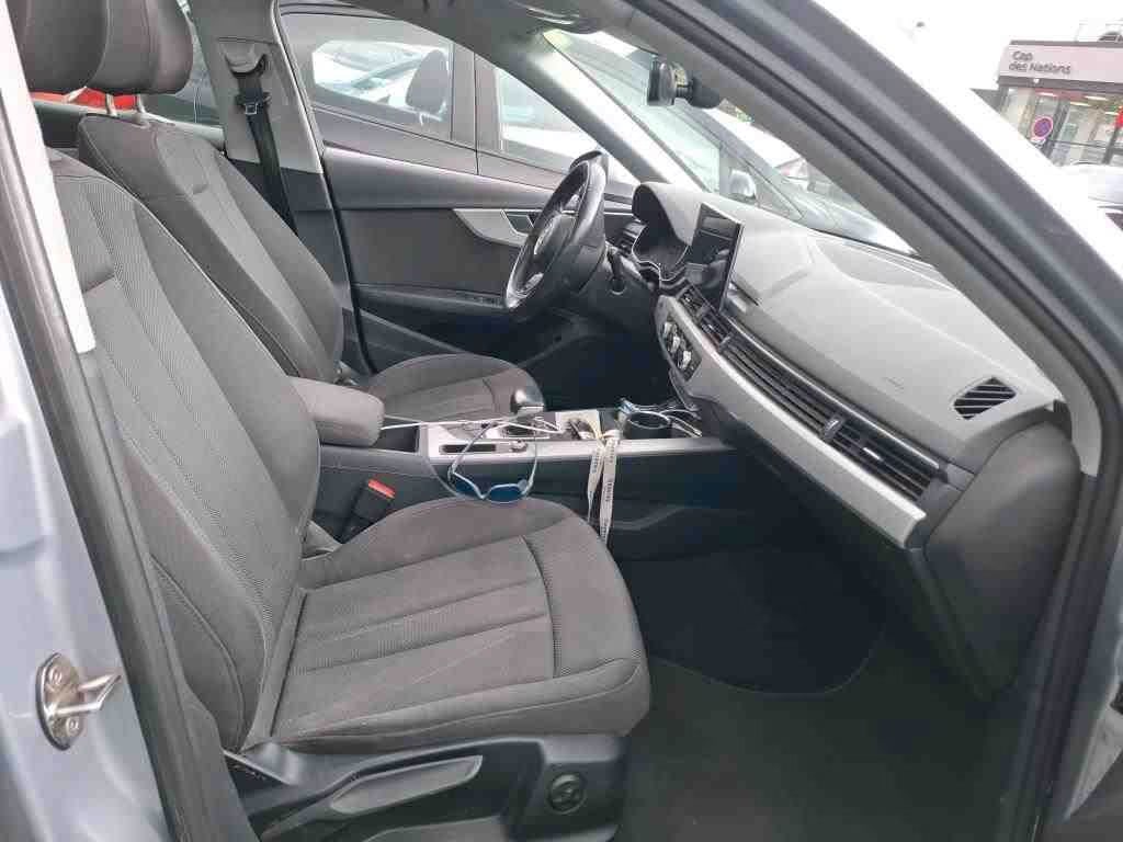 Audi A4 2.0 2021 5