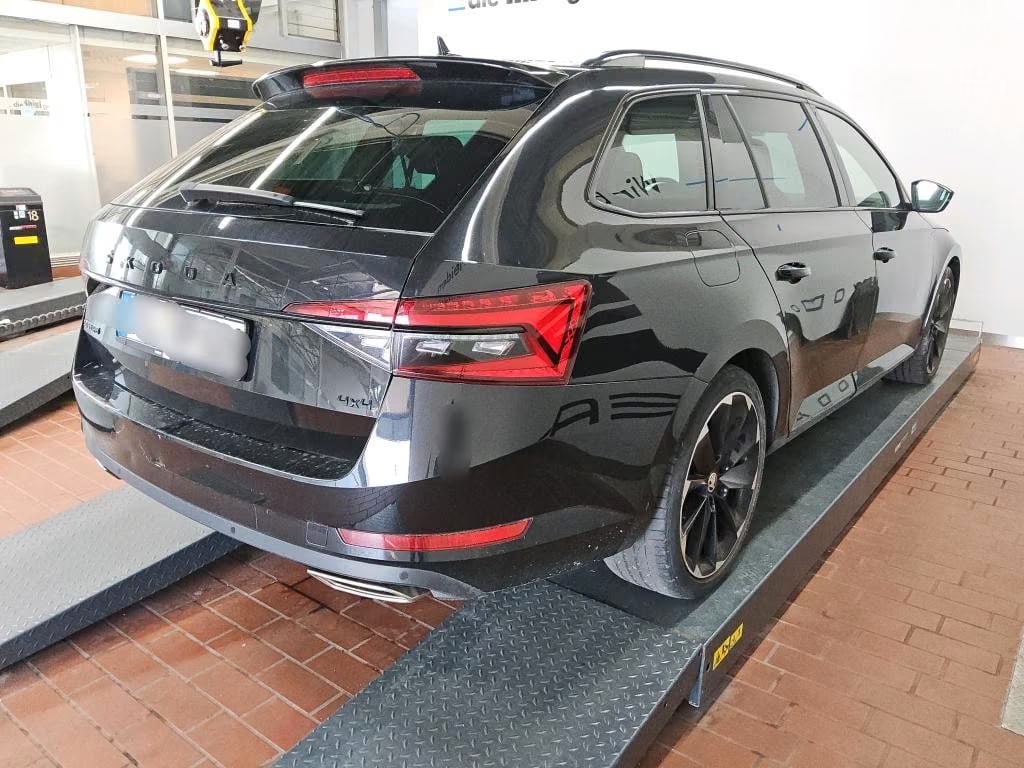 Skoda Superb 2.0 2022 4