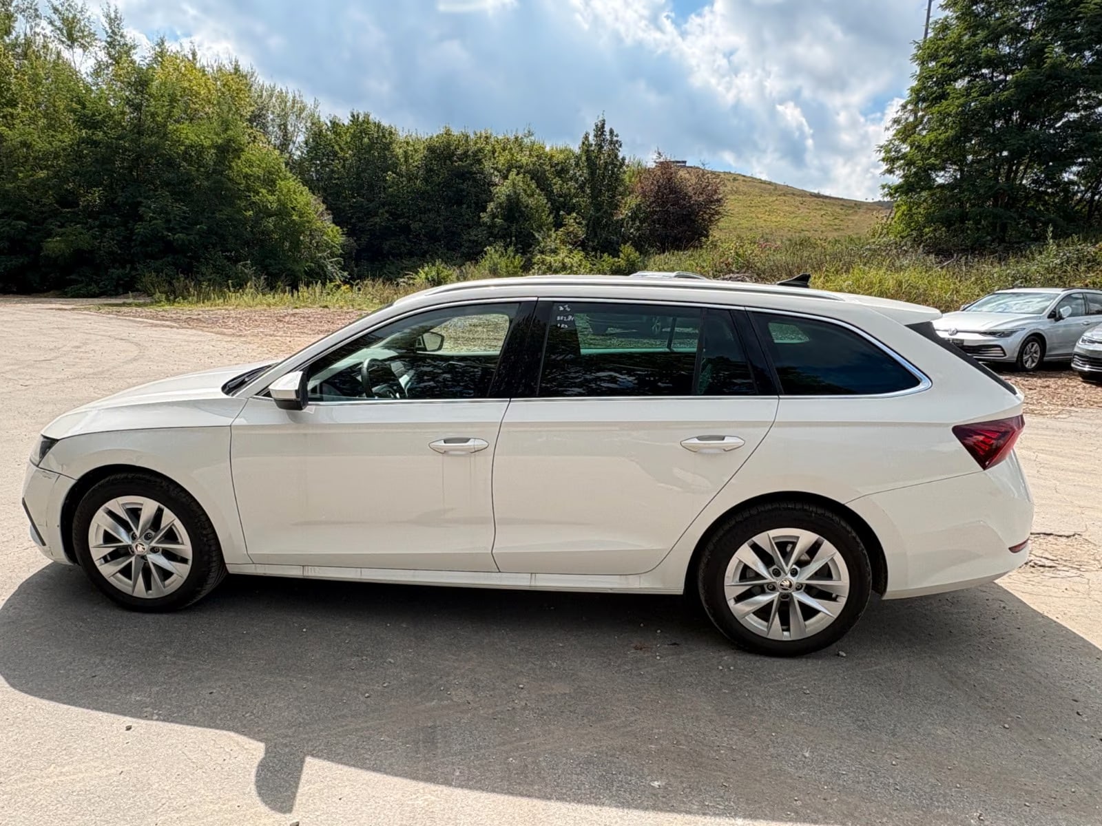 Skoda Octavia 2.0 2024 8