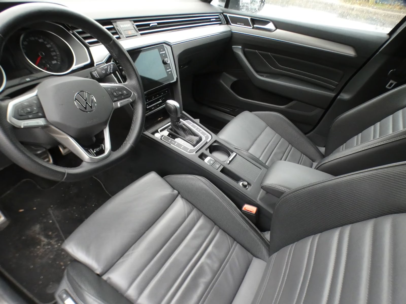Volkswagen Passat Variant 2.0 2023 9