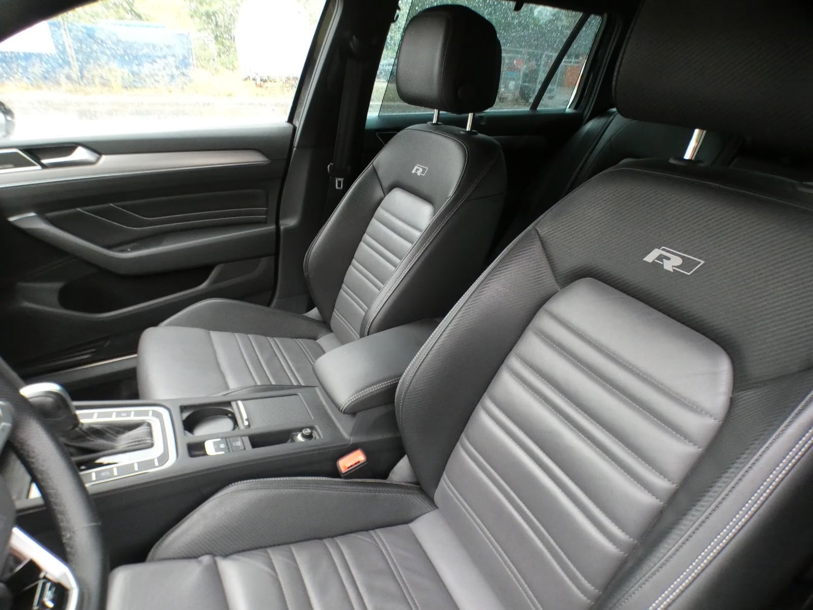 Volkswagen Passat Variant 2.0 2023 10