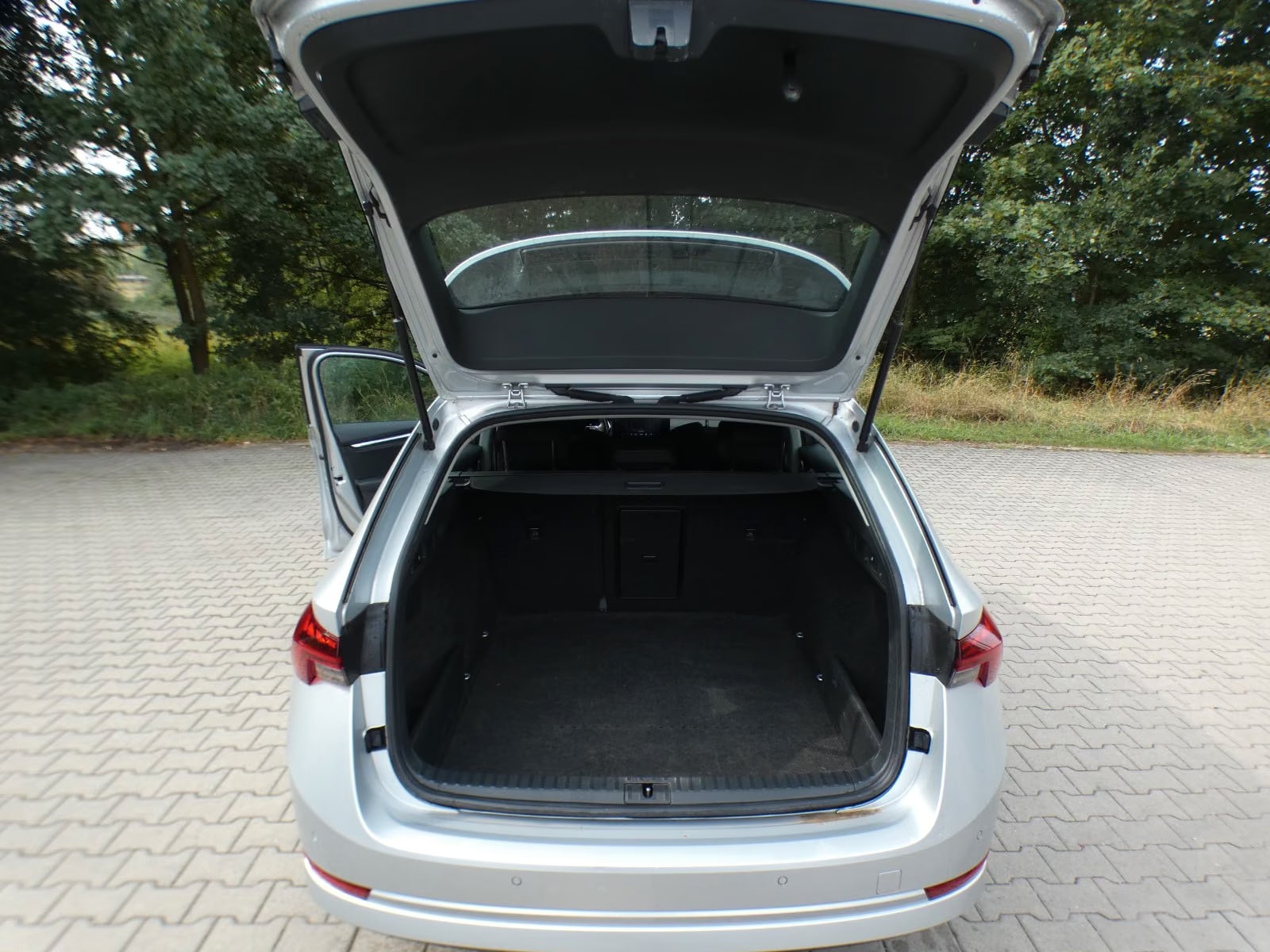 Skoda Octavia 2.0 2023 13