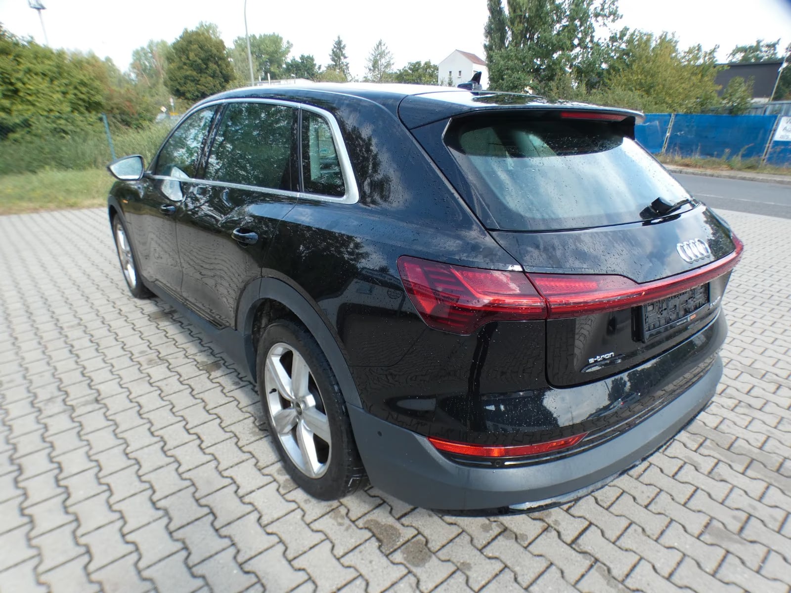 Audi e-tron 2023 7