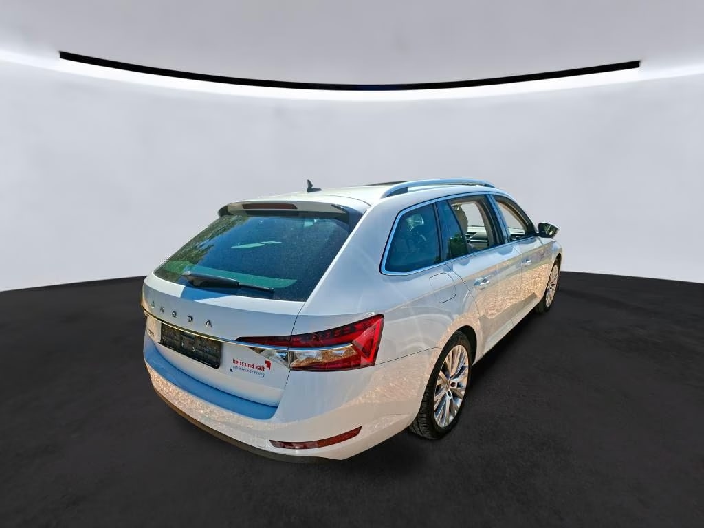 Skoda Superb 2.0 2021 4