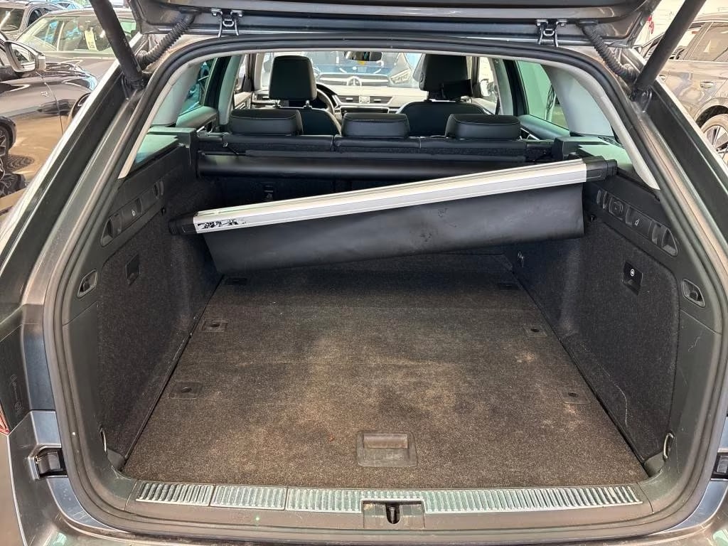 Skoda Superb 2.0 2023 7