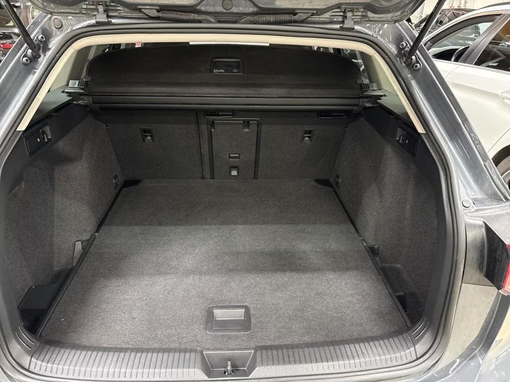 Volkswagen Golf 2.0 2023 7