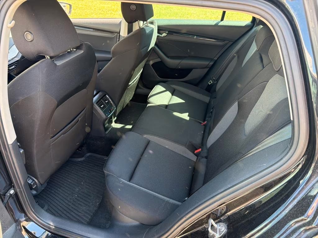 Skoda Octavia 2.0 2023 6