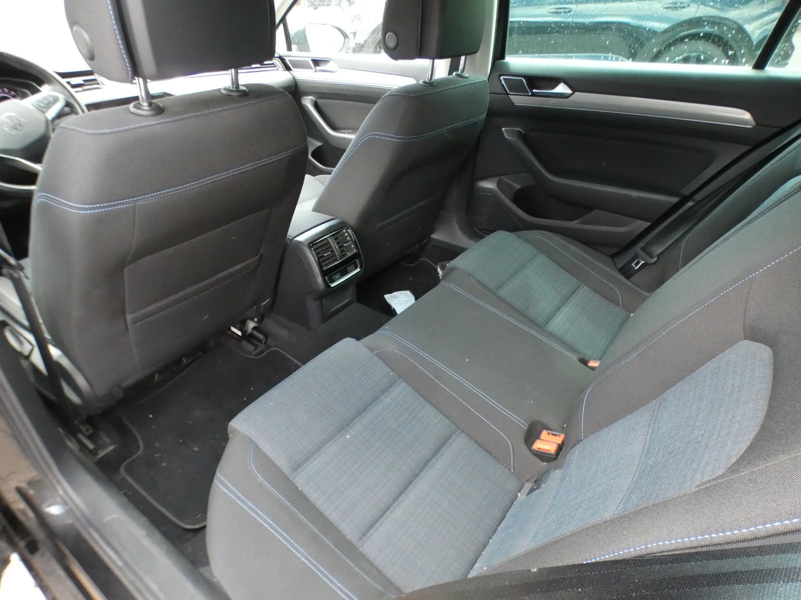 Volkswagen Passat Variant 1.4 2021 10