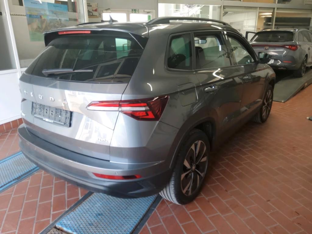 Skoda Karoq 2.0 2023 4