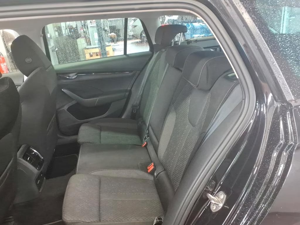 Skoda Octavia 2.0 2022 6