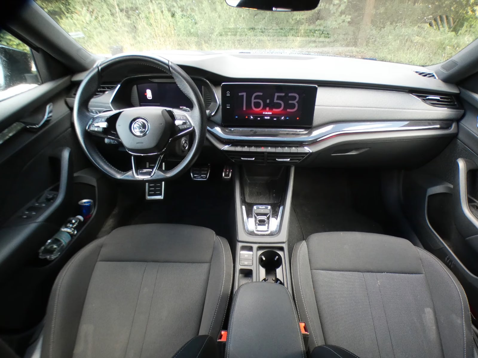 Skoda Octavia 2.0 2023 10