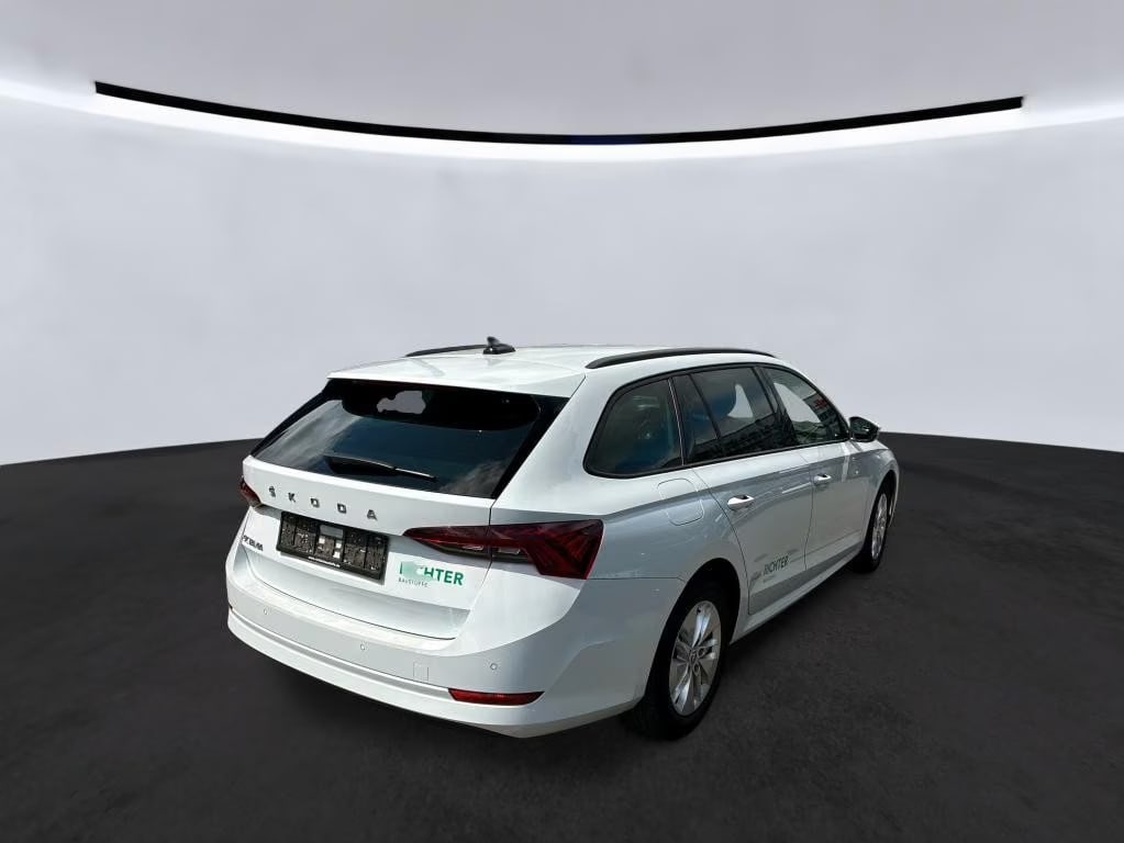 Skoda Octavia 2.0 2021 4