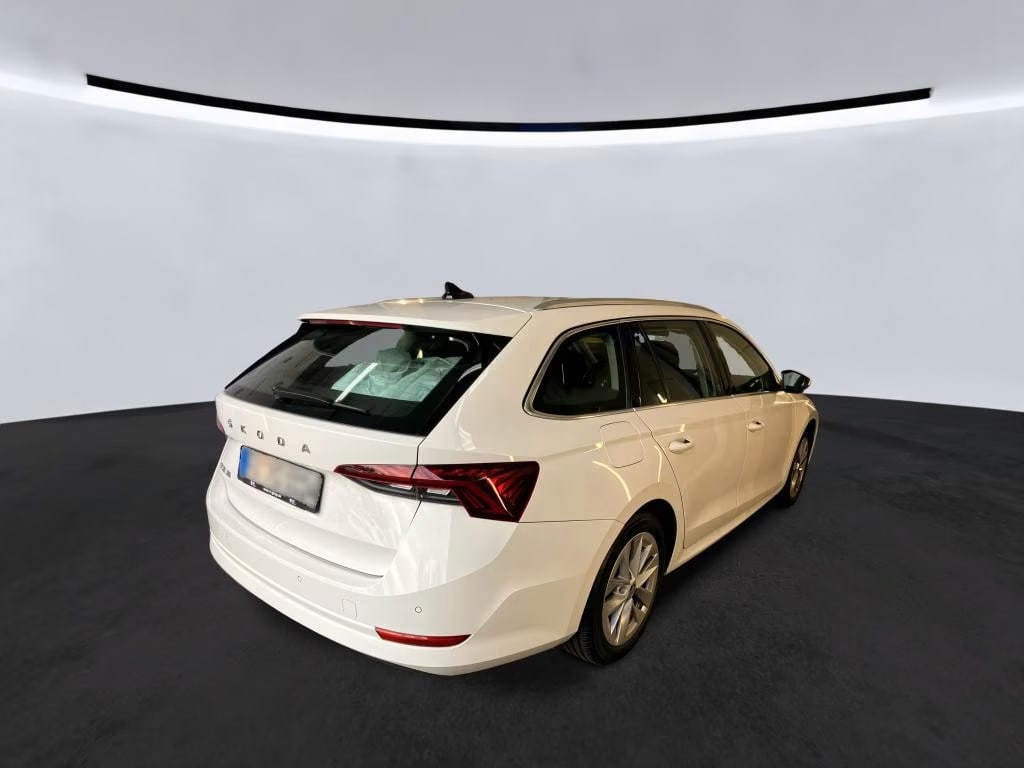 Skoda Octavia 2.0 2021 4